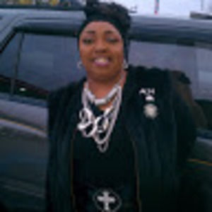 Meet your Posher, Sylvia